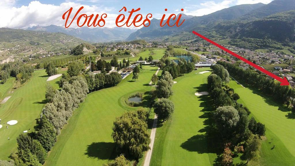 Studio indépendant à Grône Extérieur photo
